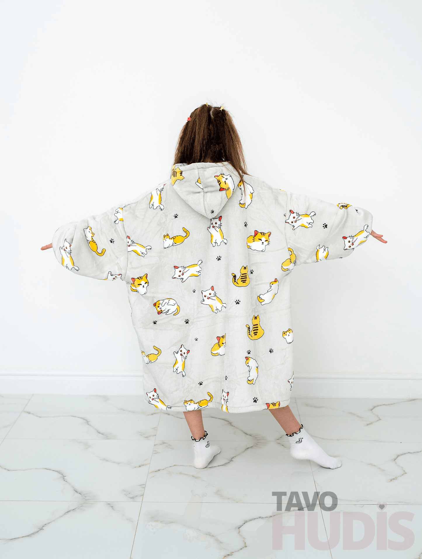 Kaķēni hudijs bērniem