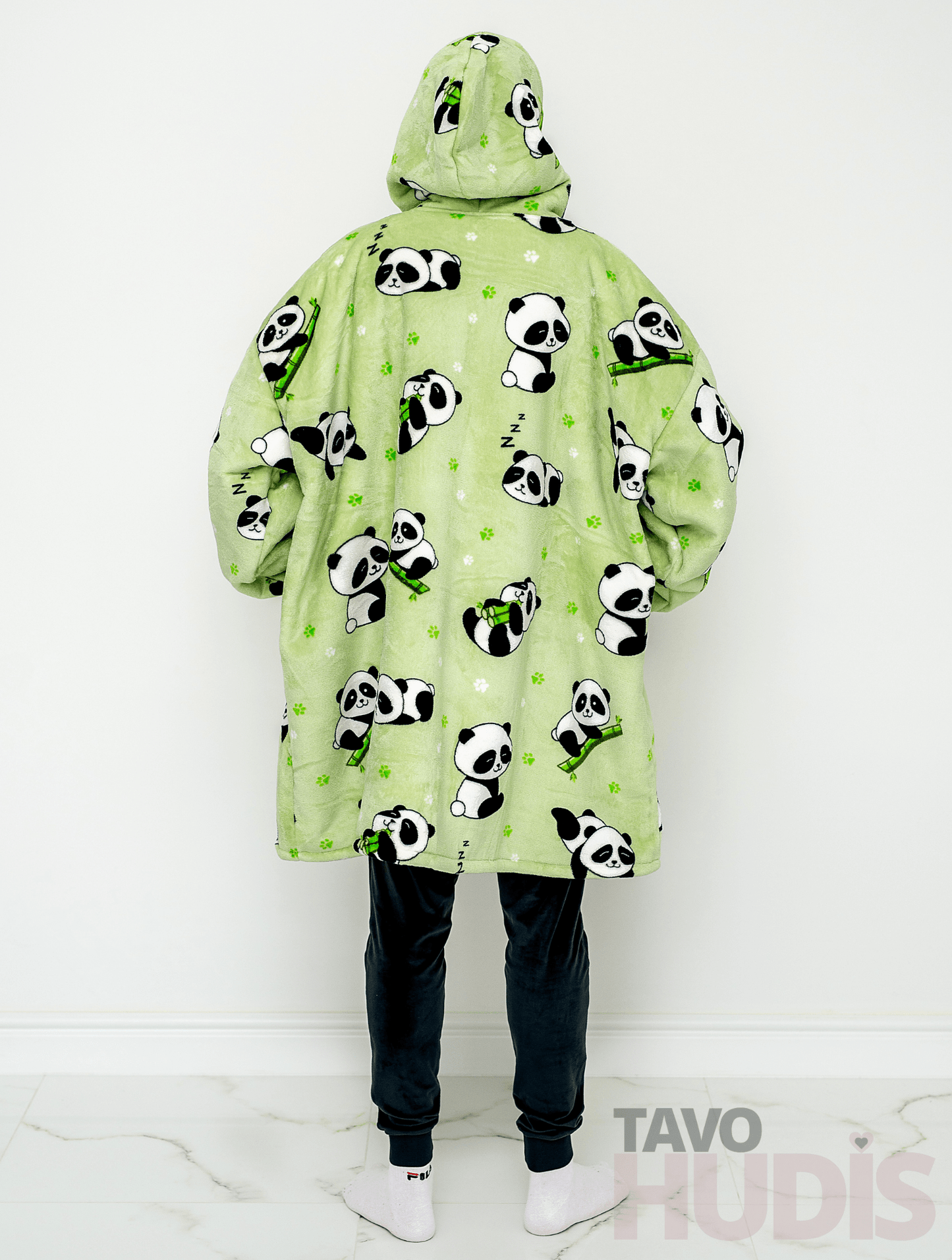 Zaļš pandas hudijs