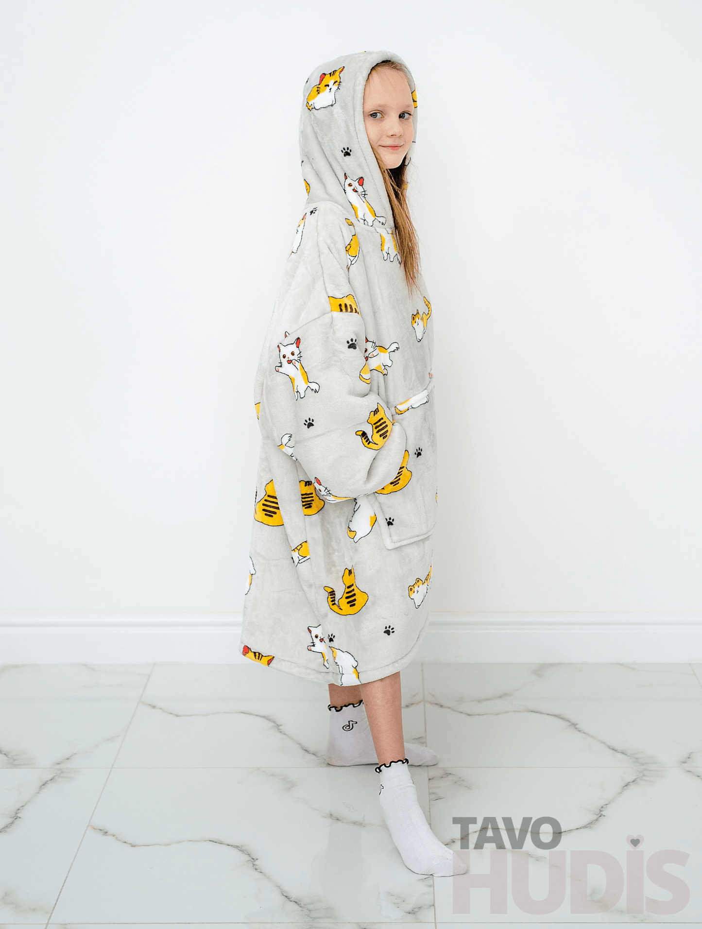 Kaķēni hudijs bērniem