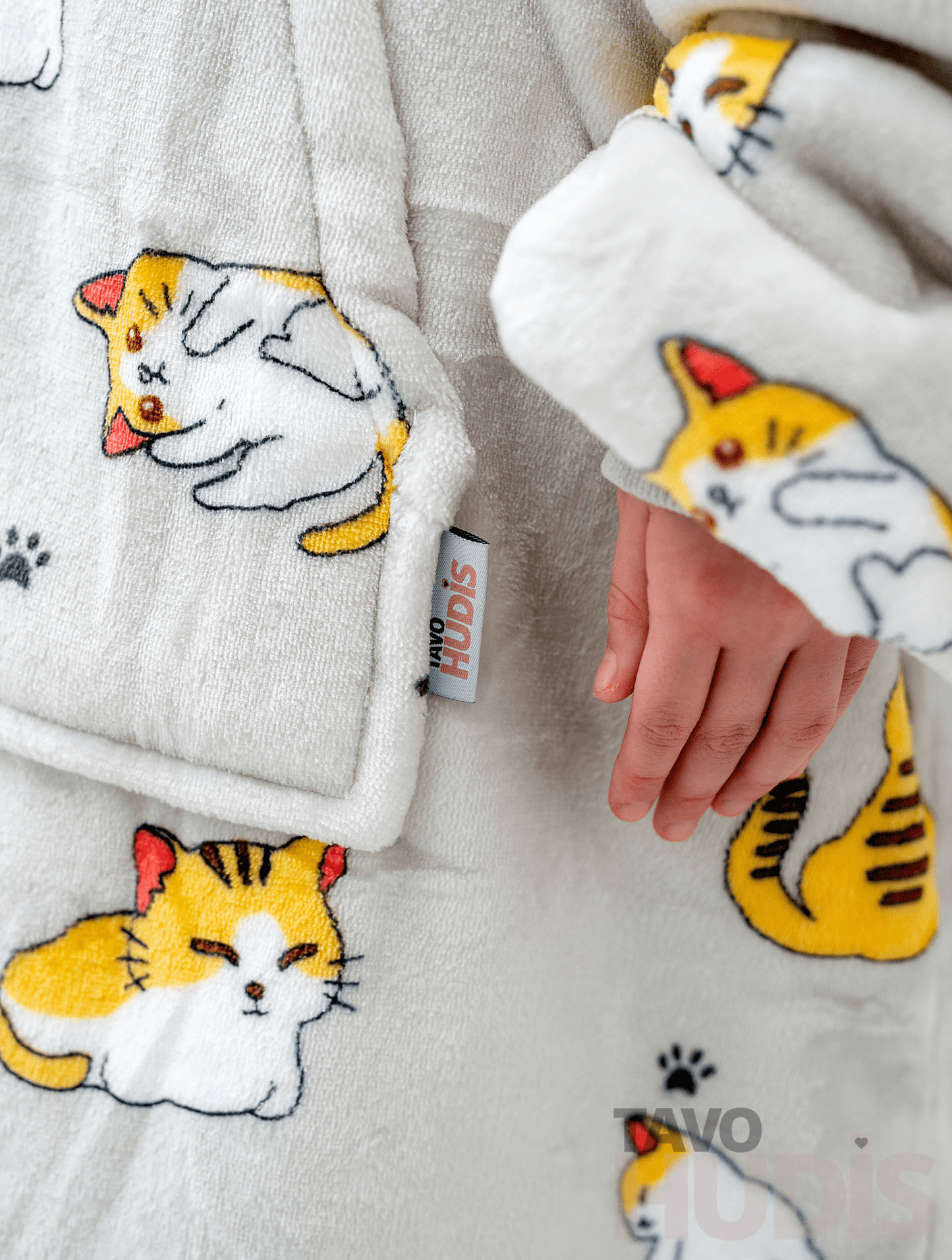 Kaķēni hudijs bērniem